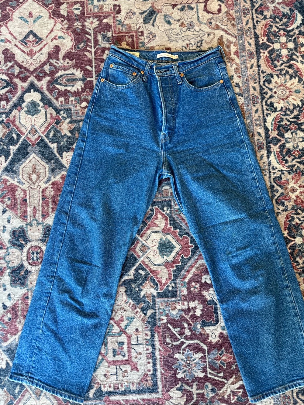 Levi’s Ribcage Straight-Leg Jeans